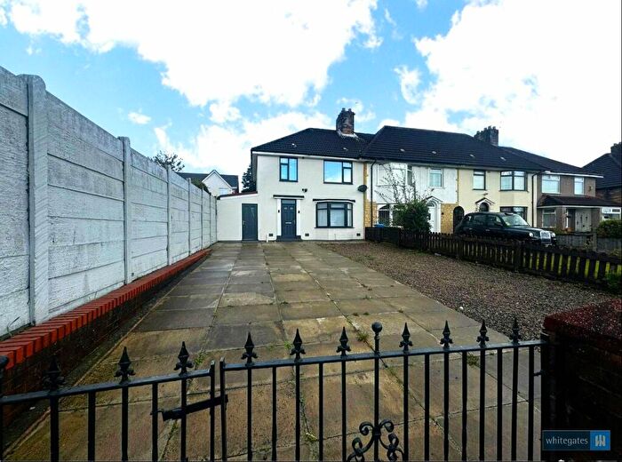 3 Bedroom Semi-Detached House To Rent In Primrose Drive, Liverpool, Merseyside, L36