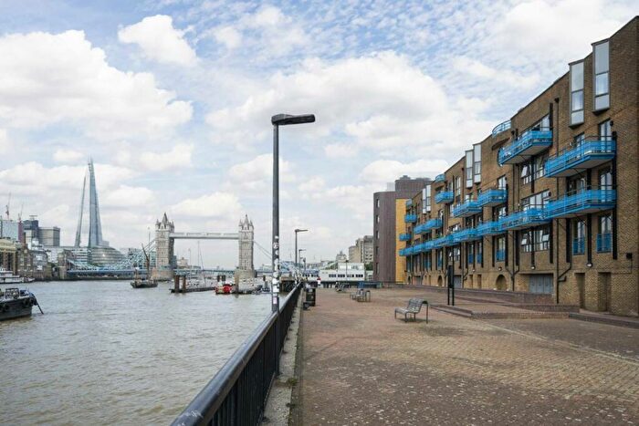 2 Bedroom Flat To Rent In St. Katharines Way, Wapping, E1W