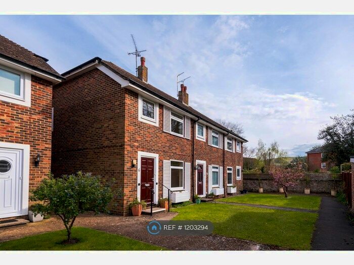 2 Bedroom End Of Terrace House To Rent In Rectory Walk, Storrington, Pulborough, RH20