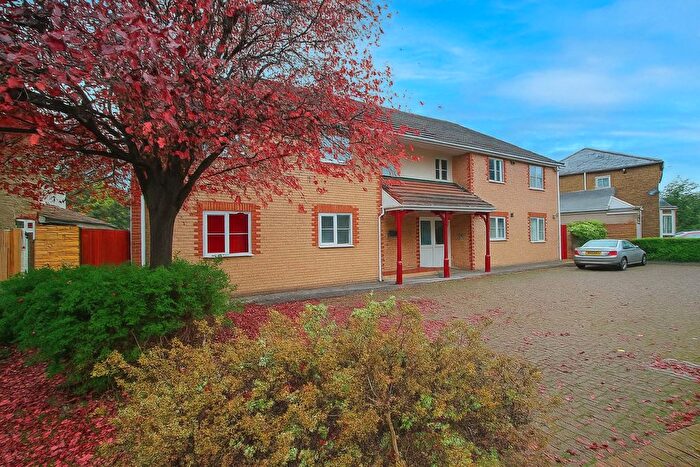 1 Bedroom Flat For Sale In Bramley Court, Bedfont, TW14