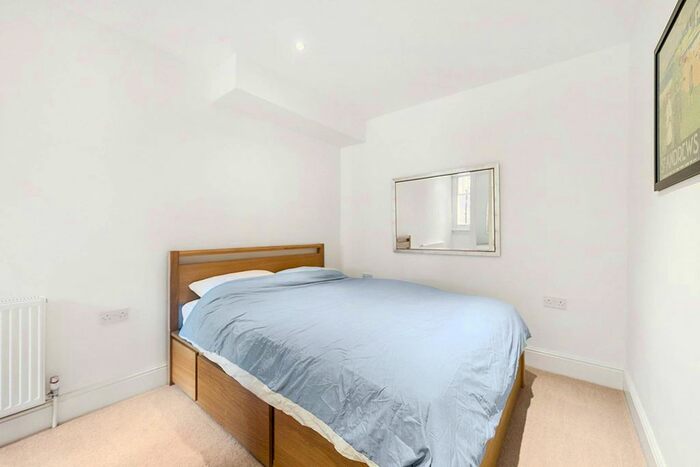 1 Bedroom Flat To Rent In Ormonde Gate, Sloane Square, London, SW3