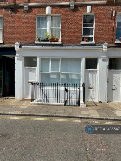2 Bedroom Flat To Rent In Daventry Street, London, NW1