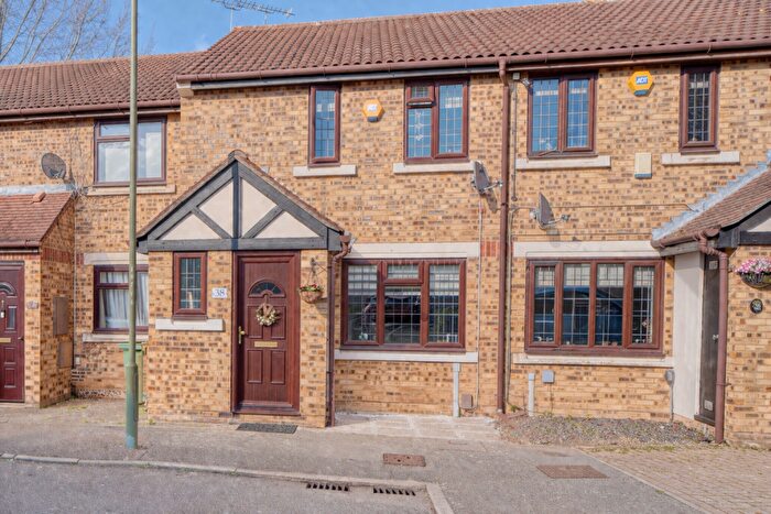 3 Bedroom Terraced House For Sale In Stanton Close, Orpington, BR5
