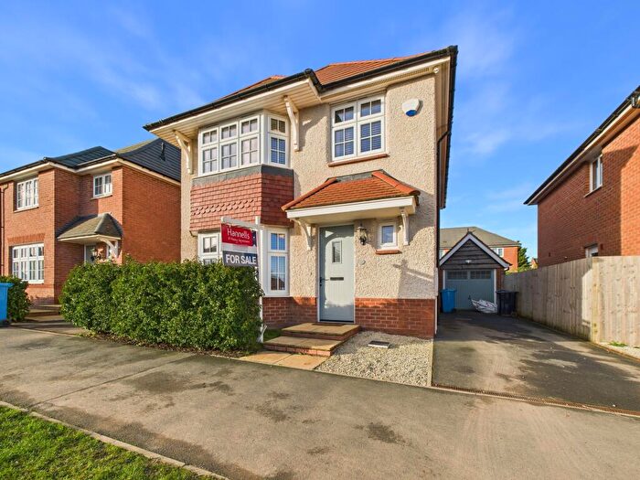 4 Bedroom Detached House For Sale In Starflower Way, Mickleover, DE3