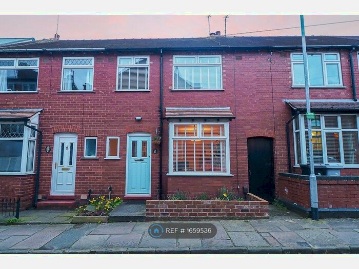 3 Bedroom Terraced House To Rent In Hatton Street, Macclesfield, SK11