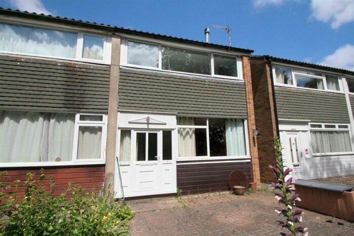 2 Bedroom Semi-Detached House To Rent In Fowlers Hill, Salisbury, SP1