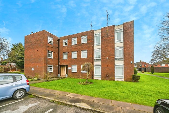 1 Bedroom Apartment For Sale In Verdala Park, Liverpool, L18