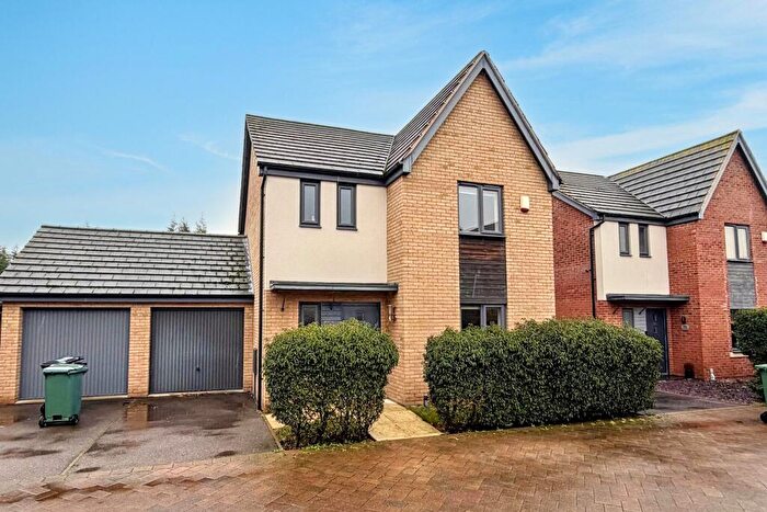 3 Bedroom Detached House For Sale In Coriander Drive, Hampton Vale, Peterborough, PE7