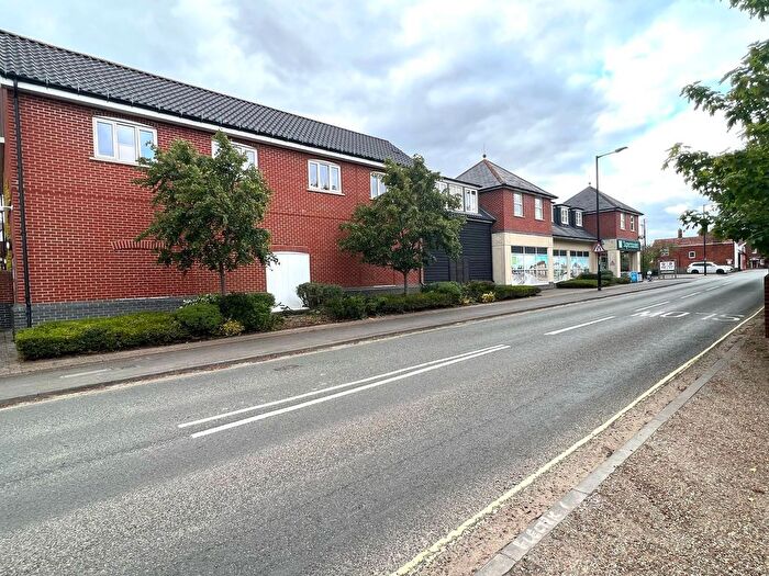 2 Bedroom Flat To Rent In High Street, Wickham Market, IP13