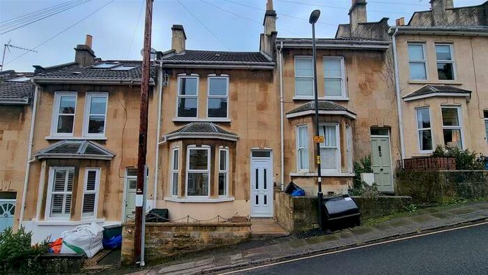 2 Bedroom House To Rent In Queenwood Avenue, Bath, BA1