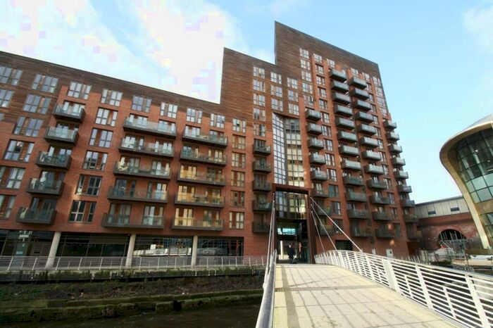 1 Bedroom Flat To Rent In Wharf Approach, Leeds, West Yorkshire, LS1