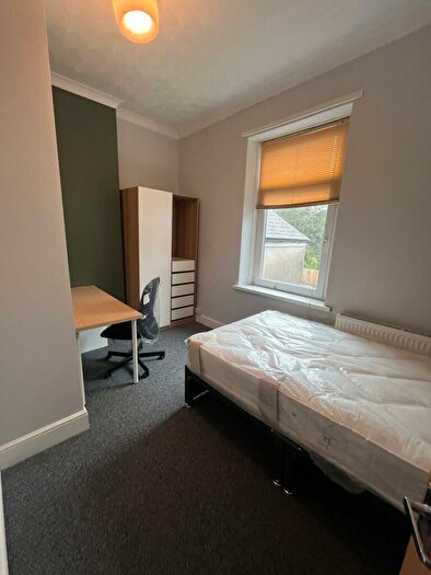5 Bedroom Terraced House To Rent In North Luton Place, Cardiff, CF24