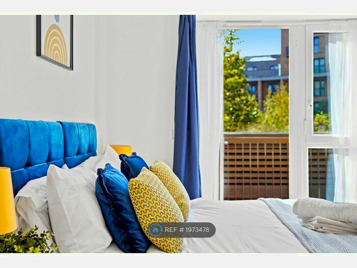 1 Bedroom Flat To Rent In Whitestone Way, Croydon, CR0