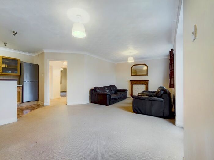 2 Bedroom Detached House To Rent In Penlan Crescent, Uplands, Swansea, SA2