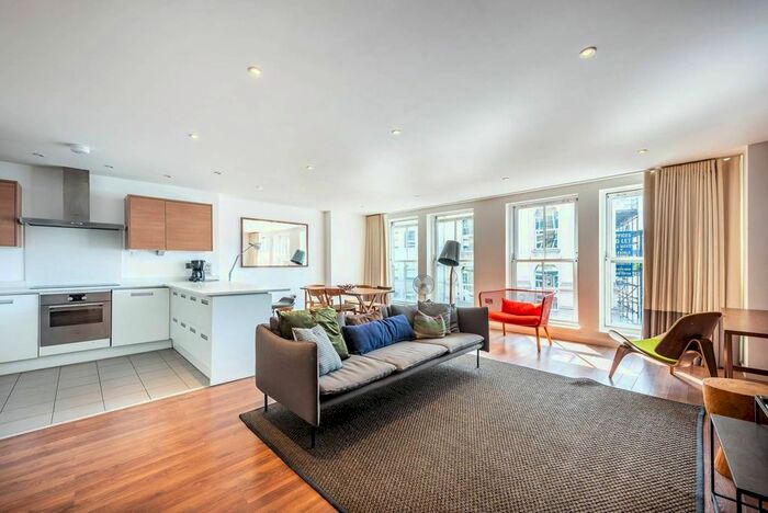 2 Bedroom Flat To Rent In Curtain Road, Shoreditch, London, EC2A