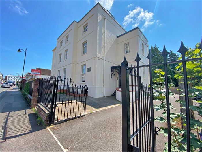 Flat To Rent In Bedford Place, SO15