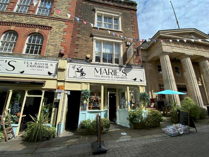 2 Bedroom Flat To Rent In High Street, Gravesend, DA11