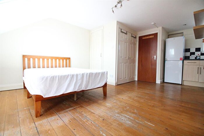 Property To Rent In Cromwell Road, Hounslow, TW3