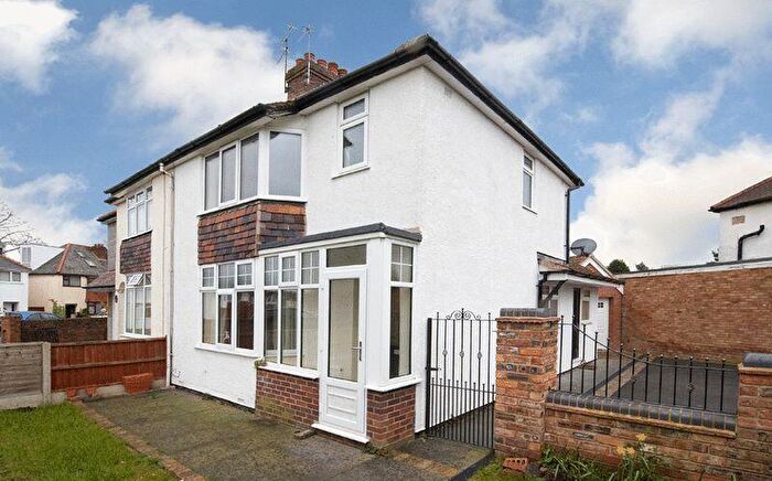 3 Bedroom Semi-Detached House To Rent In Cottage Street, Kingswinford, DY6