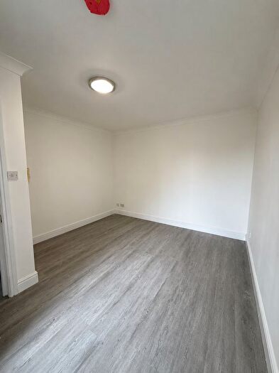 Studio To Rent In High Street, Wealdstone, Harrow, Middlesex, HA3