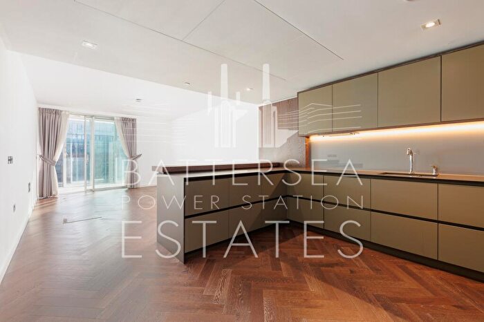 2 Bedroom Apartment To Rent In L-, Circus Road West, Battersea, SW11