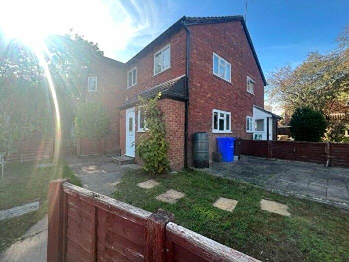1 Bedroom End Of Terrace House To Rent In Westglade, Farnborough, Hampshire, GU14