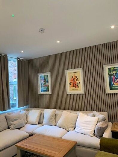 5 Bedroom Terraced House To Rent In Davenport Avenue, Manchester, Greater Manchester, M20