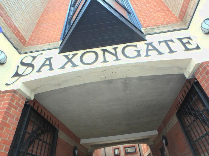 2 Bedroom Flat To Rent In Saxon Gate, Back Of The Walls, Southampton, SO14