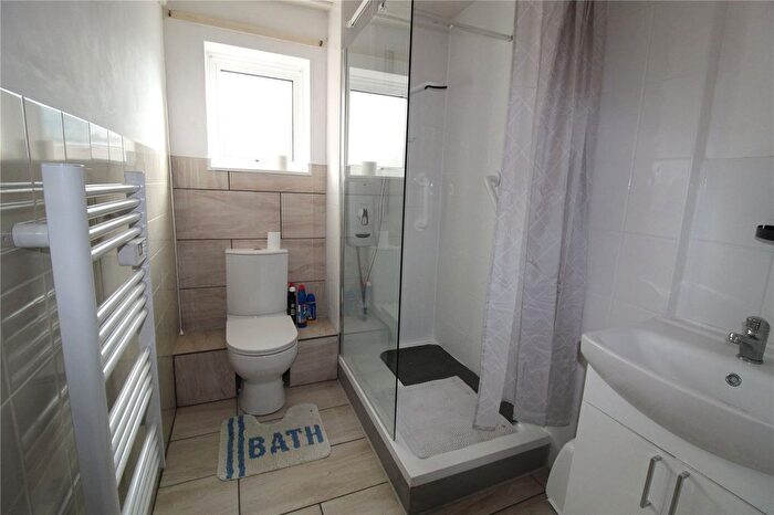 1 Bedroom Flat For Sale In East Street, Rochford, Essex, SS4