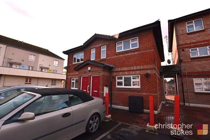 2 Bedroom Maisonette To Rent In Douglas House, Davison Drive, Cheshunt, Hertfordshire, EN8