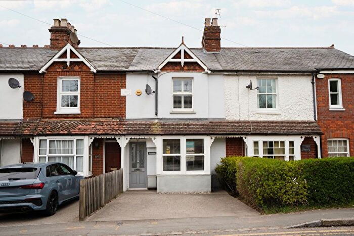 2 Bedroom Terraced House For Sale In Cores End Road, Bourne End, SL8