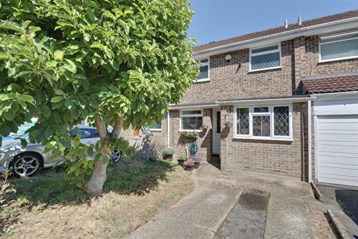 3 Bedroom Terraced House For Sale In Ashley Close, Waterlooville, PO8