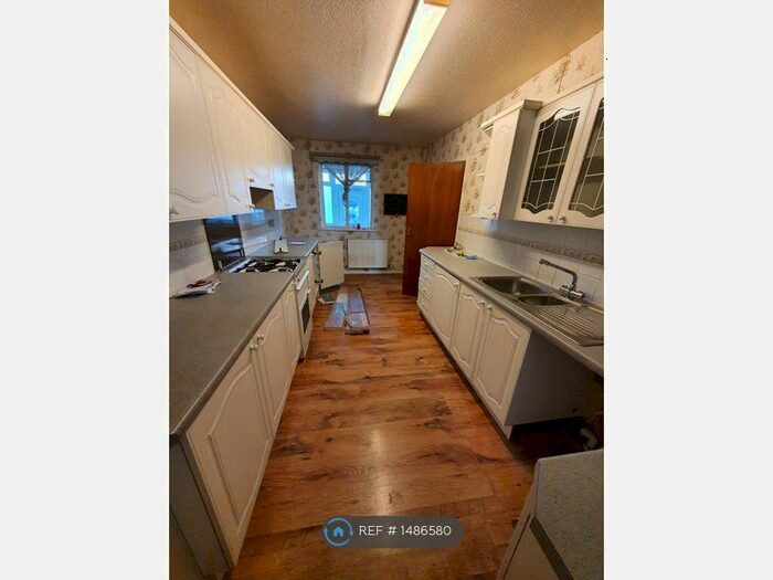 4 Bedroom Terraced House To Rent In Winchcombe Road, Portsmouth, PO6