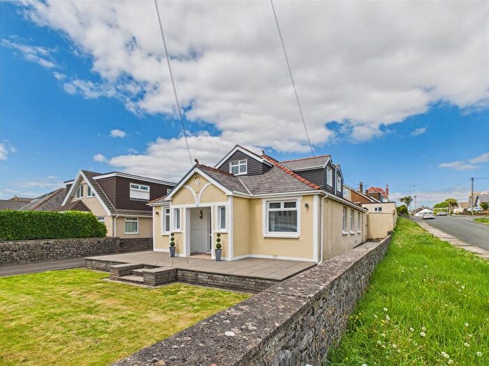 5 Bedroom Detached House For Sale In West End Avenue, Porthcawl, CF36