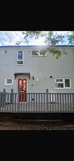 1 Bedroom Flat To Rent In Skegness Walk, Corby, NN18