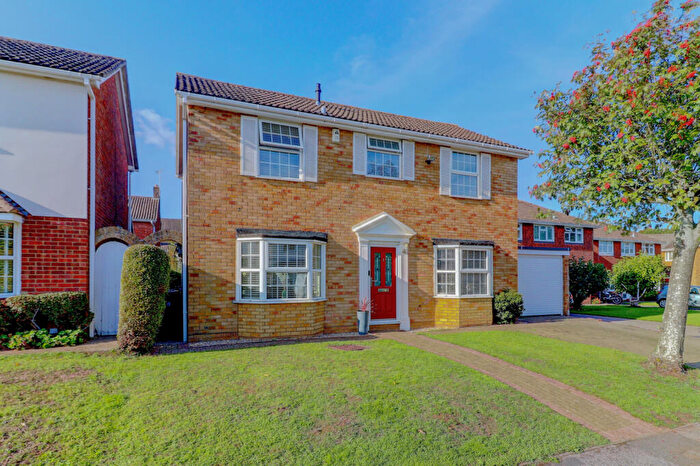 4 Bedroom Detached House For Sale In Ford Way, Downley, High Wycombe, Buckinghamshire, HP13
