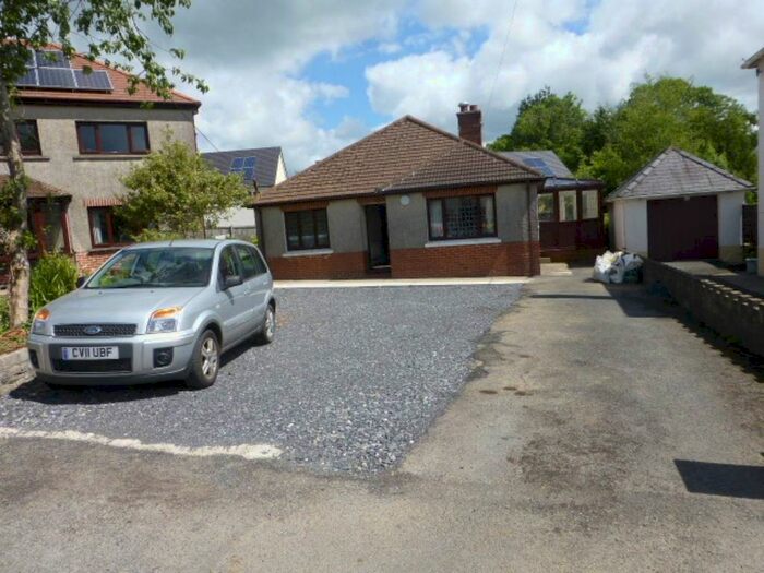 2 Bedroom Bungalow To Rent In Mostyn Avenue, Carmarthen, SA31