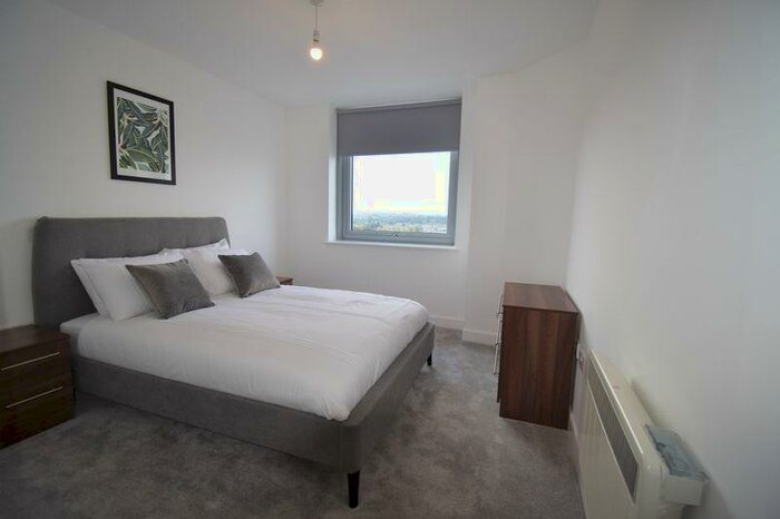 1 Bedroom Apartment To Rent In Th Floor, Churchill Place, Churchill Way, Basingstoke, RG21