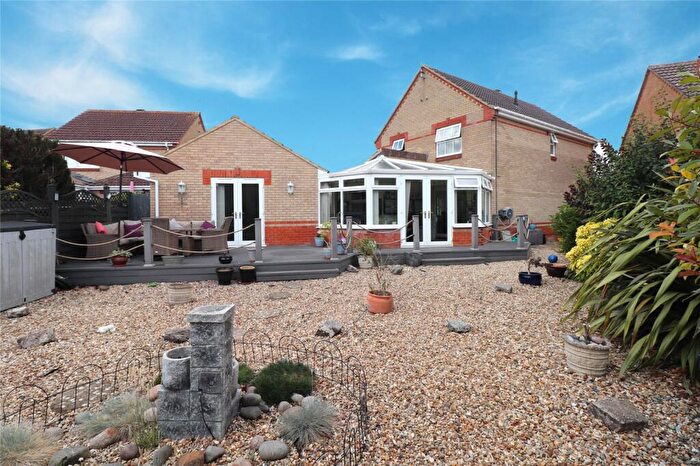 4 Bedroom Detached House For Sale In Elder Drive, Daventry, Northamptonshire, NN11