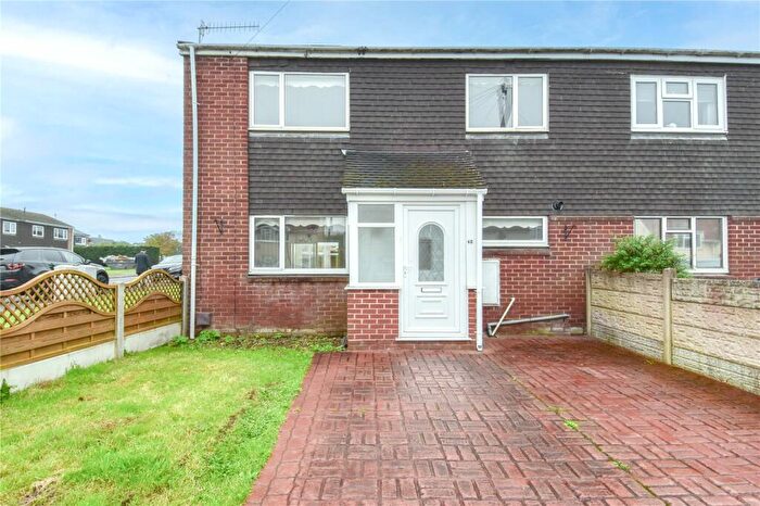 3 Bedroom End Of Terrace House To Rent In Woodrow Lane, Catshill, Bromsgrove, Worcestershire, B61