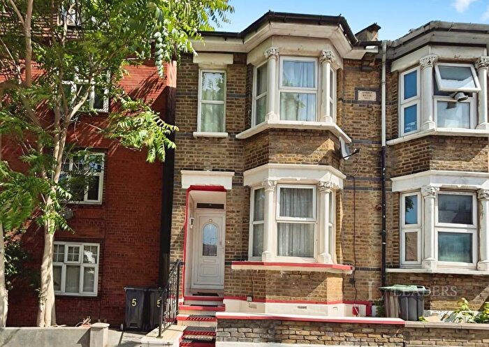 Studio To Rent In Croydon, CR0