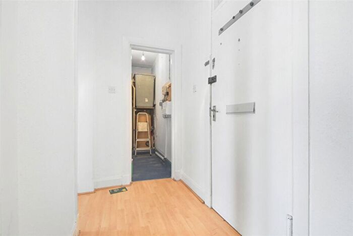 1 Bedroom Flat For Sale In Gallowgate, Glasgow, Glasgow City, G1