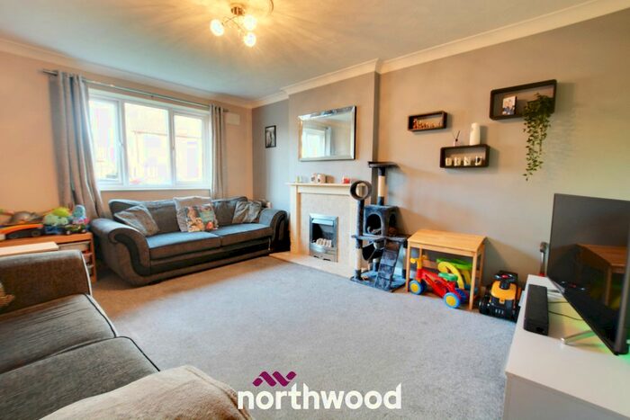 3 Bedroom Semi-Detached House For Sale In Riverside Court, Rawcliffe, Goole, DN14