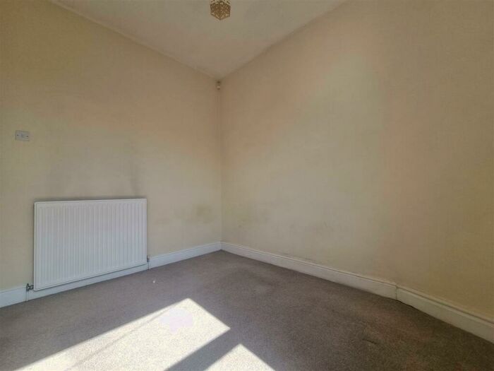 2 Bedroom End Of Terrace House To Rent In Croft Street, Stalybridge, SK15