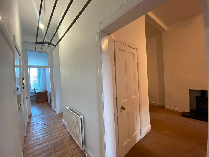 2 Bedroom Flat To Rent In Argyle Park Terrace, Meadows, Edinburgh, EH9