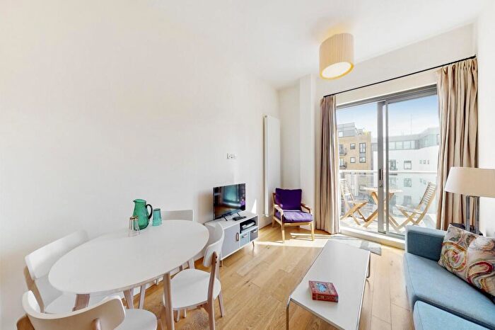 1 Bedroom Apartment To Rent In Turnmill Street, EC1M