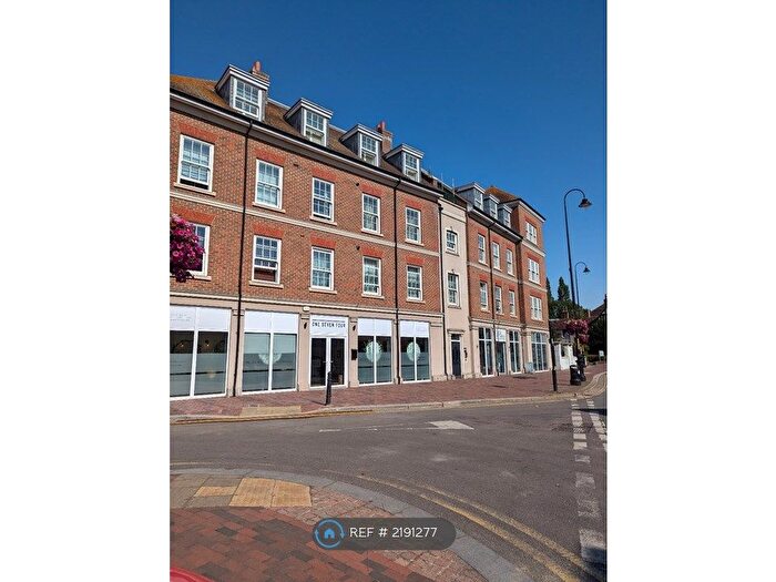 1 Bedroom Flat To Rent In High Street, Tonbridge, TN9