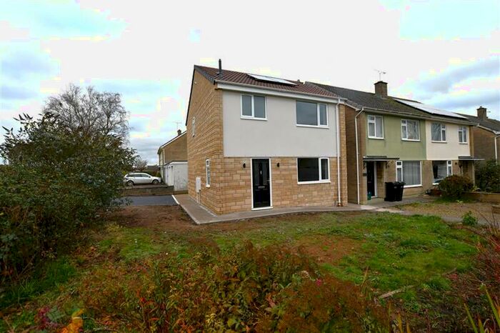 3 Bedroom Detached House To Rent In Highfields, Westfield, BA3