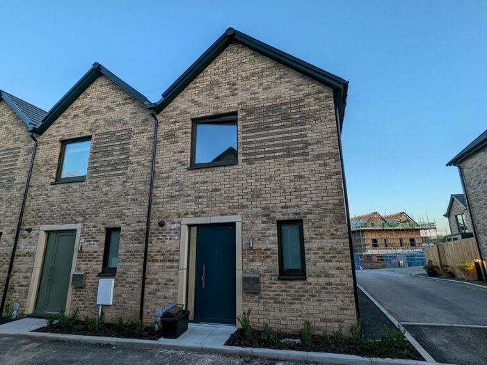 2 Bedroom House To Rent In Bookbinders Mews, Frome, BA11