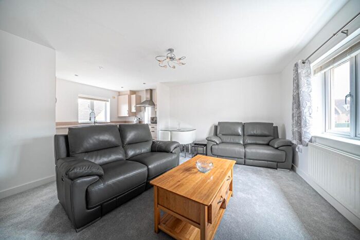 2 Bedroom Coach House For Sale In Masham Walk, Andover, SP11